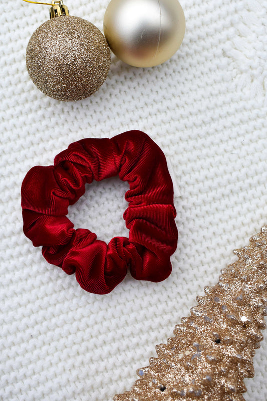 Wrapped in Red | Skinny Scrunchie