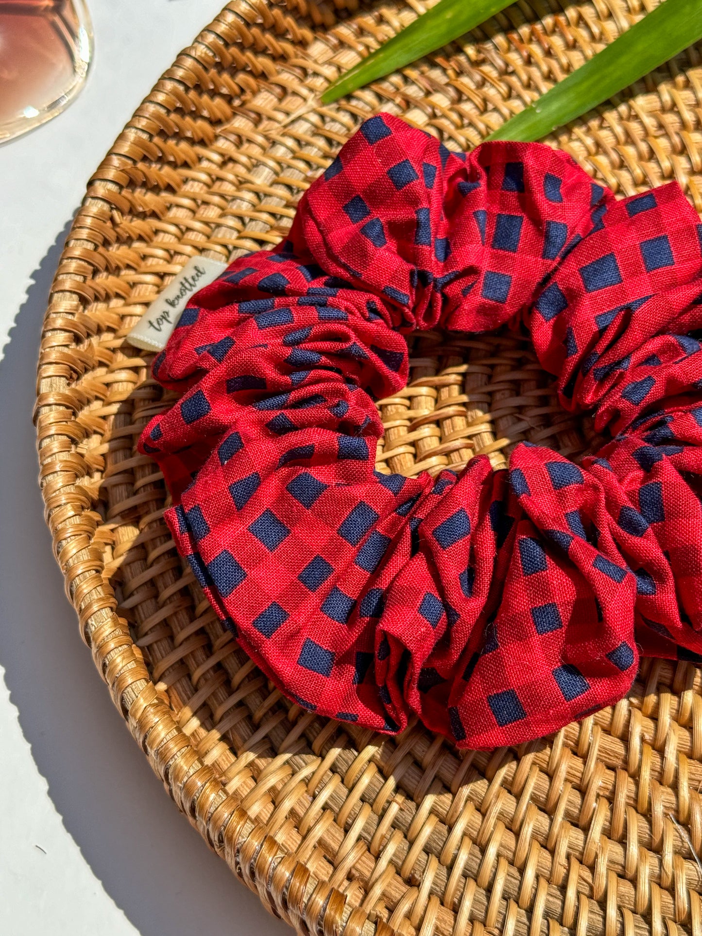 Canadiana | Classic Scrunchie