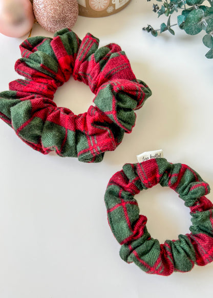 Cozy Christmas Plaid | Classic Scrunchie